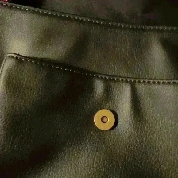 Ladies shoulder strap black ANA purse,  pocket in the front - Picture 3 of 5